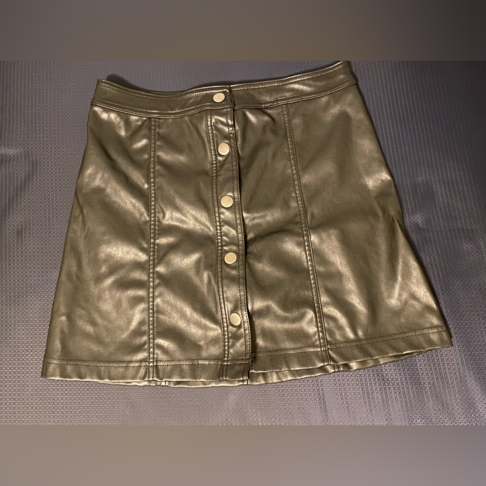 Beautiful, trendy and stylish leather skirt
